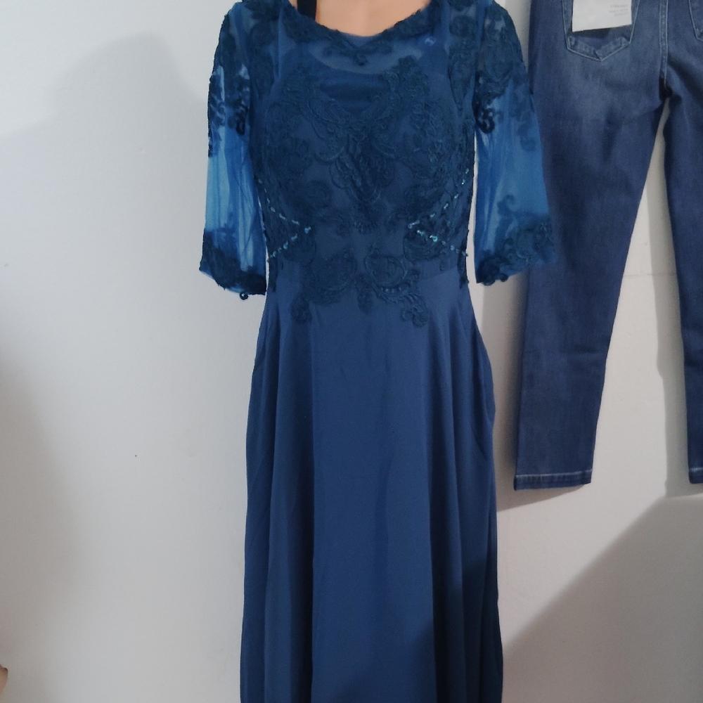 Elegant Blue Lace Dress